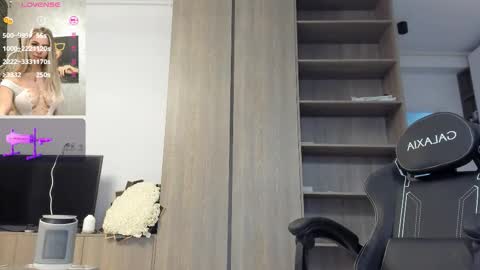 Megan online show from November 5, 5:12 am