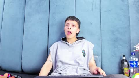 megan_thompsonn_ online show from February 15, 2:58 am