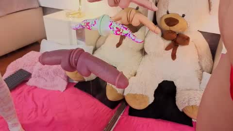 Megan  online show from November 22, 1:03 pm