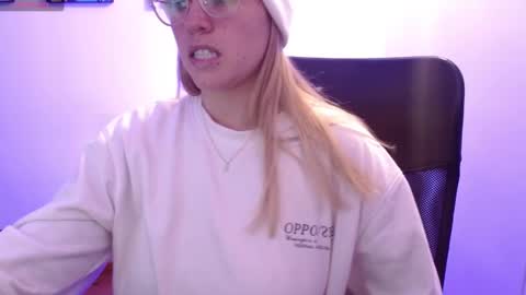 MEGAN online show from February 13, 2:42 pm