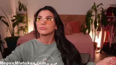 Megan Mistakes online show from October 15, 1:41 am