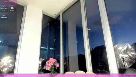 Mara online show from December 4, 10:35 am