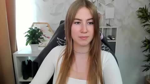 Megan online show from October 7, 12:31 pm