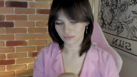  Katie  online show from November 7, 4:56 pm