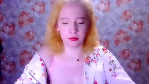 Mel Mellie online show from May 8, 12:03 am