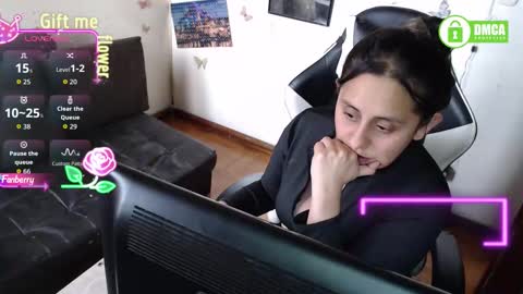 mel raise online show from October 30, 7:26 pm