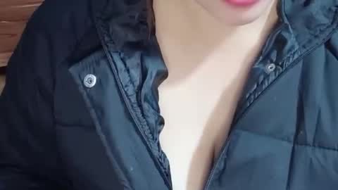 mela7386 online show from January 9, 7:18 pm