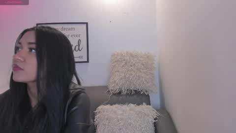 melan_owen online show from October 3, 11:04 am