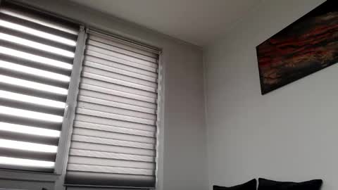 Melania online show from March 4, 11:51 am