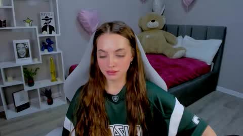 MelanieAlves online show from March 17, 6:34 pm