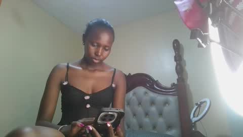 melaninblue online show from December 22, 7:50 pm