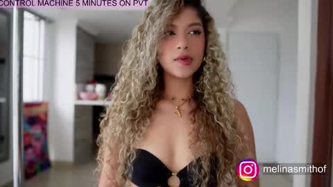 MelinaSmith  online show from November 19, 10:10 pm