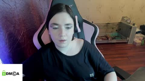 melisanilson online show from April 10, 8:26 pm