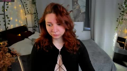 Melissa online show from April 19, 4:29 pm