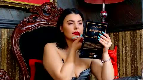 Melissa online show from December 18, 7:02 am