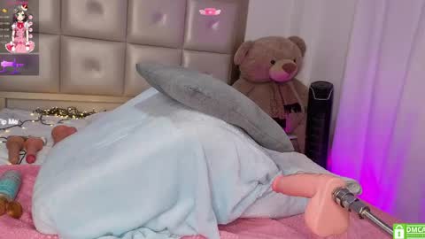 melissa_luu online show from April 27, 9:12 pm