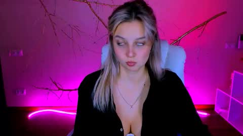 Melissa online show from November 20, 4:30 pm