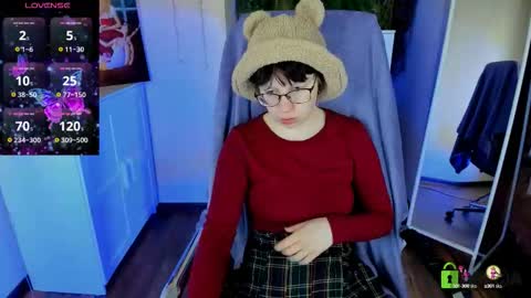 Melissa online show from October 9, 10:03 pm