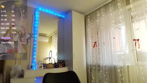 Lisaa online show from February 11, 6:04 am