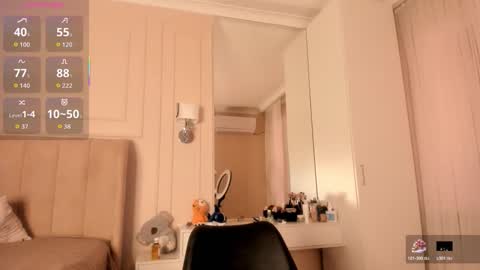 Lisaa online show from November 19, 4:45 am