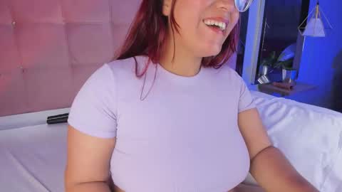 M E L I S S A  online show from January 6, 5:38 pm