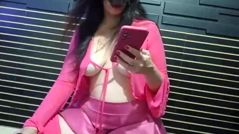 melissakri online show from March 22, 11:00 pm