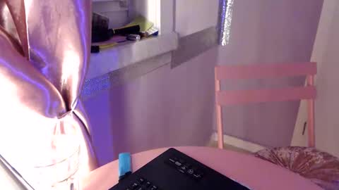 Melli online show from September 15, 8:49 pm