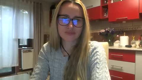 Melly online show from September 30, 7:14 am