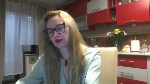 Melly online show from October 2, 6:29 am