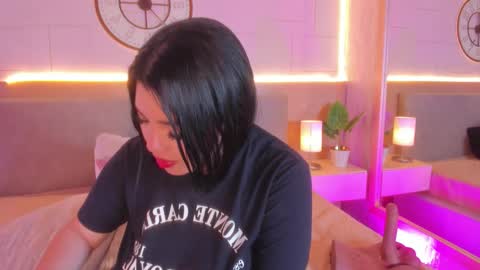 Melody online show from December 15, 4:07 am