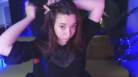 Mencialo online show from December 11, 7:53 am