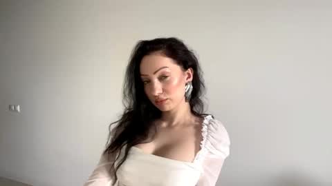 MeowAlika online show from June 1, 3:25 pm