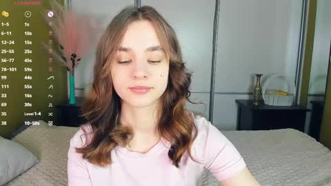 Julie online show from April 1, 10:05 am