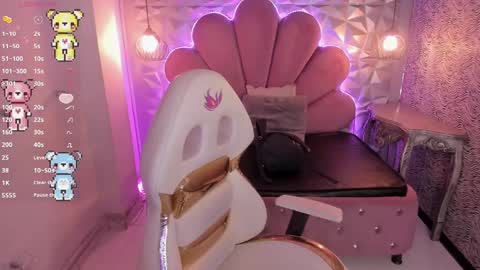    online show from March 11, 7:14 pm