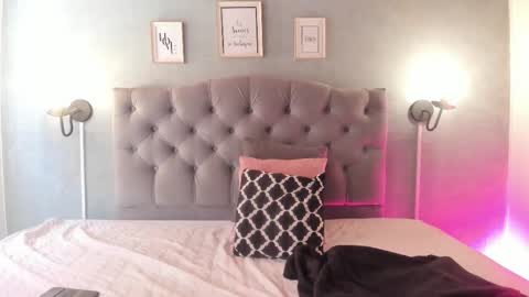 meridalane online show from November 12, 3:32 pm