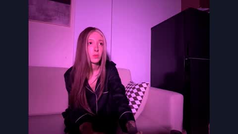 Yelyzaveta online show from February 16, 12:05 pm