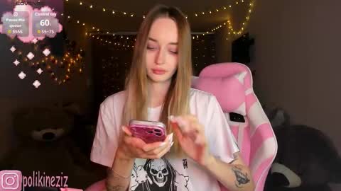 Sara online show from January 13, 1:15 pm