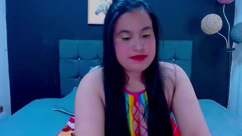 C A L L  M E  M I A  online show from December 22, 6:05 am