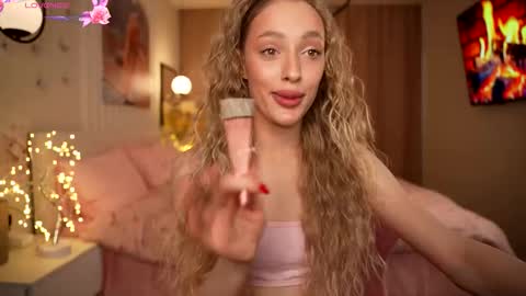 Just call me Kitty online show from March 10, 3:21 am