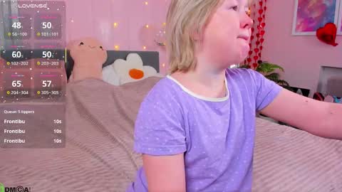 Mia online show from February 25, 3:16 am