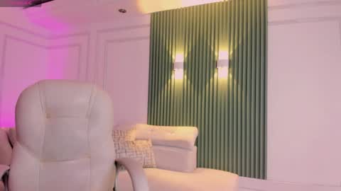 Mia Lane online show from March 23, 7:53 pm