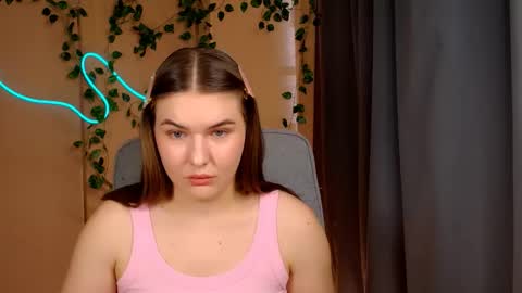 mia_lemm online show from April 28, 6:06 am