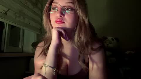 Miaaa online show from June 11, 8:38 pm