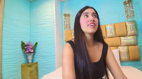 mia montess online show from October 14, 1:14 pm