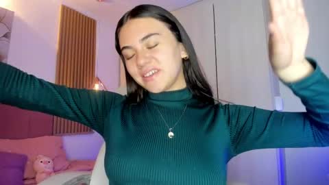 Mia Nevaeh - follow me online show from April 9, 7:30 pm