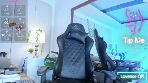 mia rousse25 online show from March 18, 9:20 pm