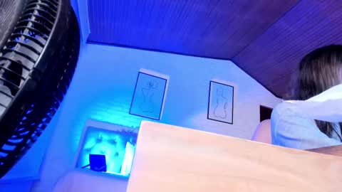  MIA  online show from December 19, 3:54 am