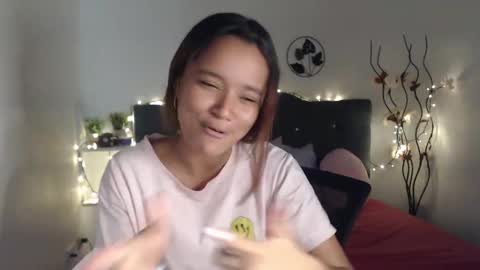 mia_sweetdc online show from December 5, 7:06 pm