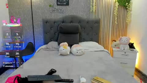 baby miaa online show from February 3, 7:07 pm