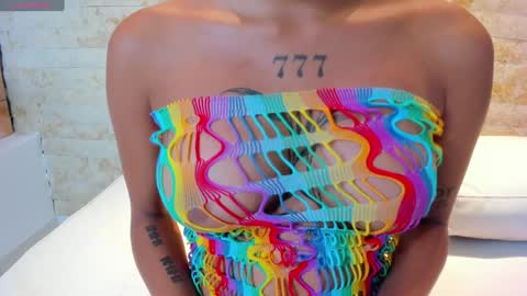 Miaa  online show from December 30, 8:04 pm